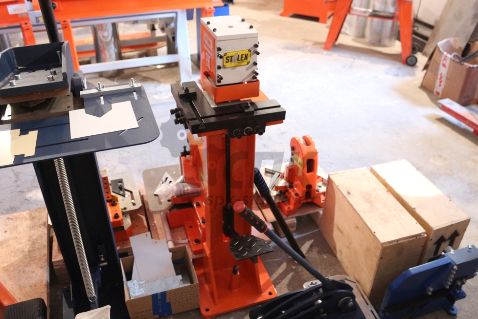 Педальный угловысечной станок Stalex FN1.5x80