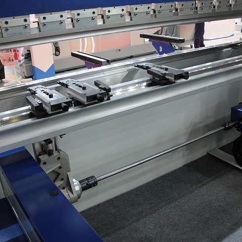 Полный обзор листогибочного пресса MVD Inan Ibend 135-3100