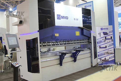 Гидравлический листогибочный пресс MVD B Series